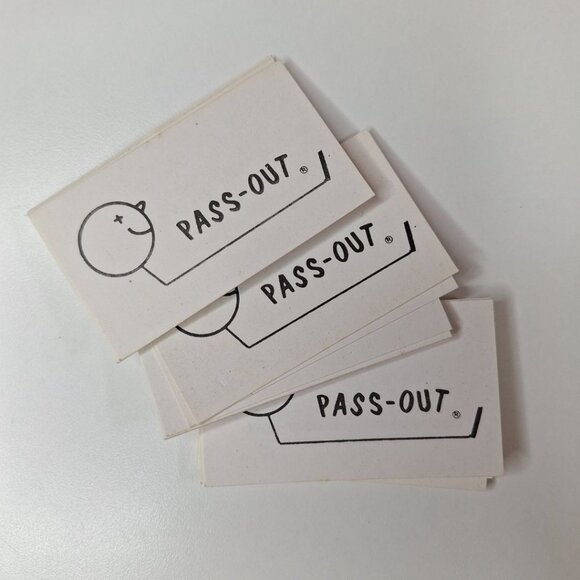 Pass Out Cards Drink Replacement Board Pieces Challenge Dare 1970s Party Game - Picture 2 of 4